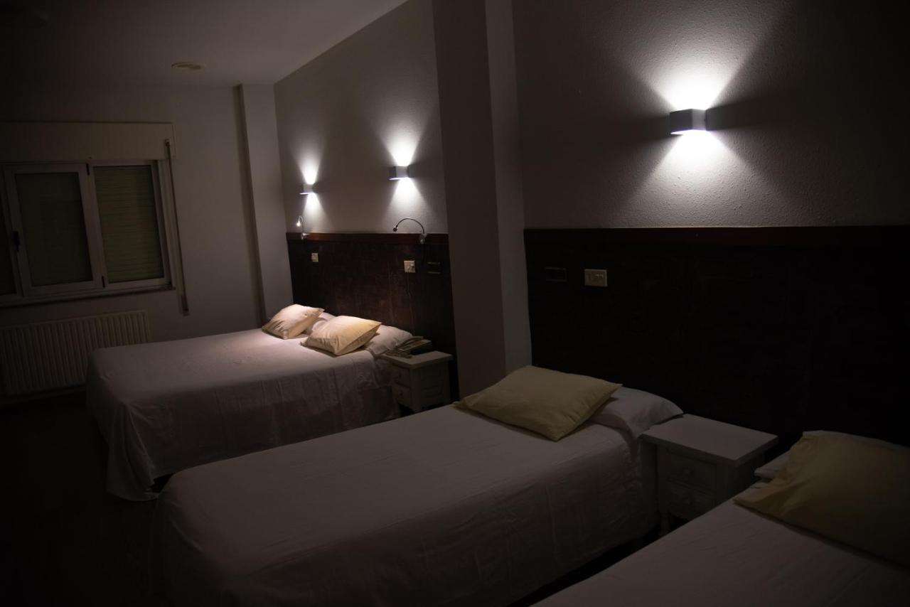 Hotel Los Olmos Lugo Zewnętrze zdjęcie