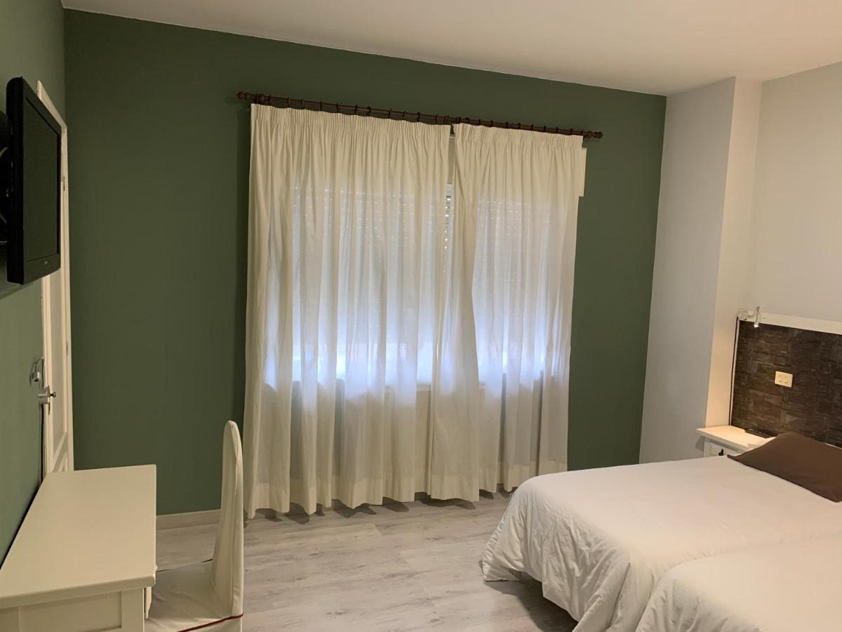 Hotel Los Olmos Lugo Zewnętrze zdjęcie