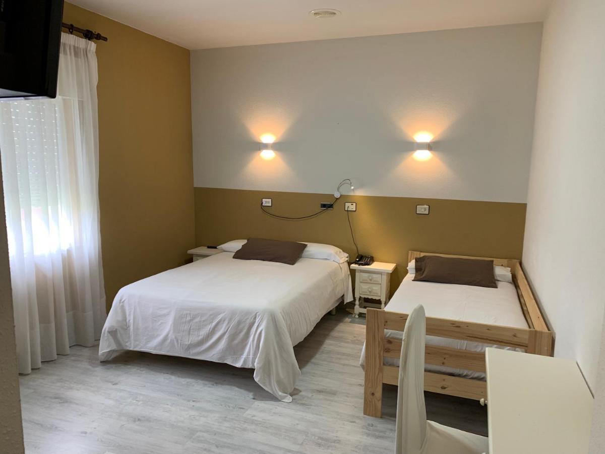 Hotel Los Olmos Lugo Zewnętrze zdjęcie